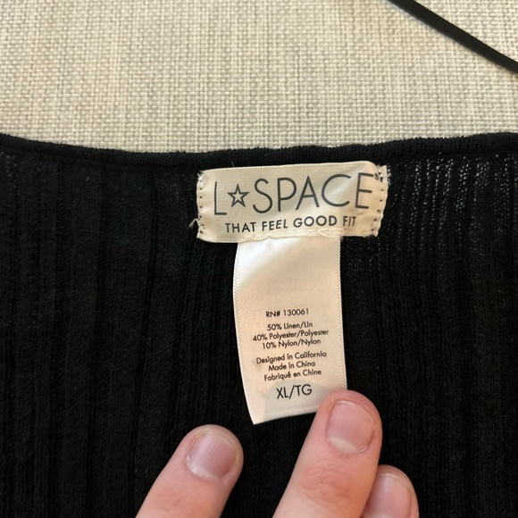 L Space Black Dress  Timeless Elegance with a Modern Edge - Picture 3 of 4